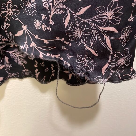 Victoria Secrets black and pink lace cami - Picture 12 of 12